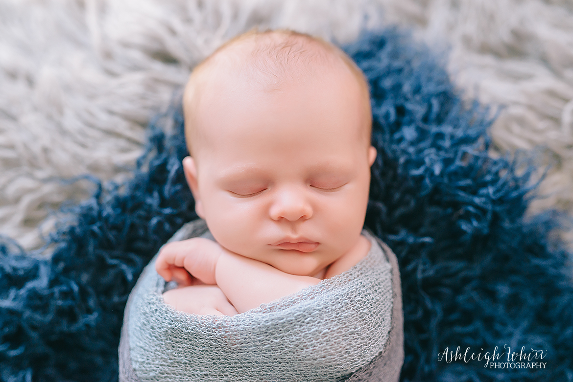 Cleveland Ohio Lifestyle Newborn Photographer