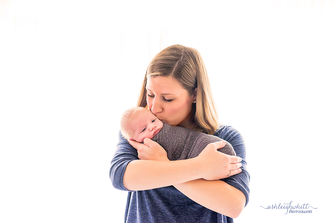 Cleveland Ohio Lifestyle Newborn Photographer