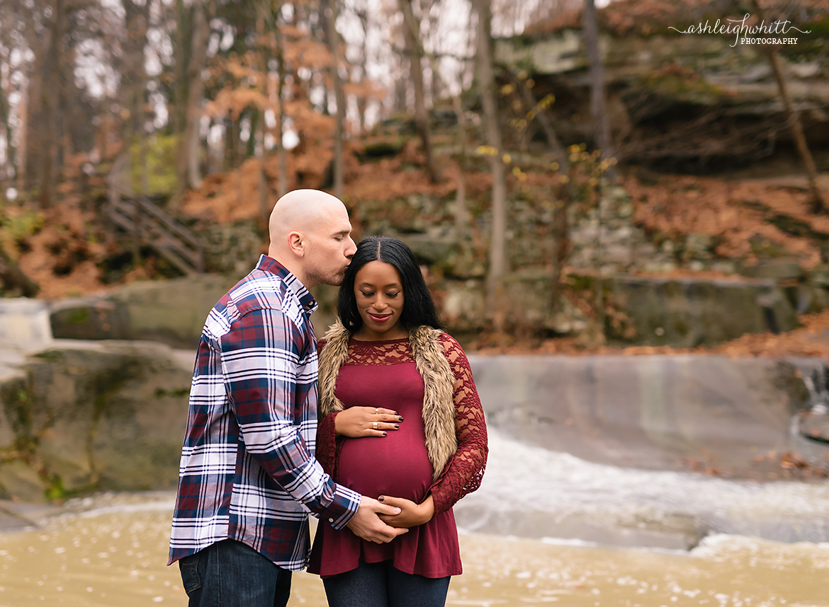 Cleveland Ohio Maternity Photographer