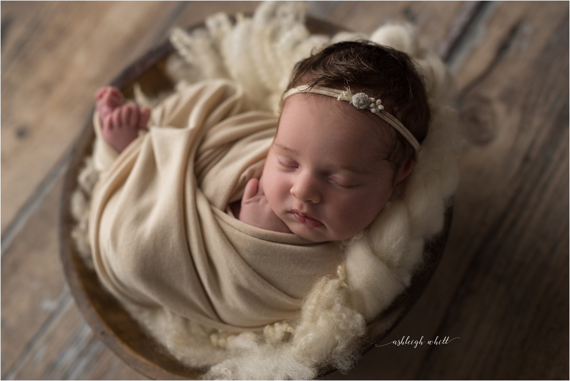 Cleveland Ohio Newborn Photography