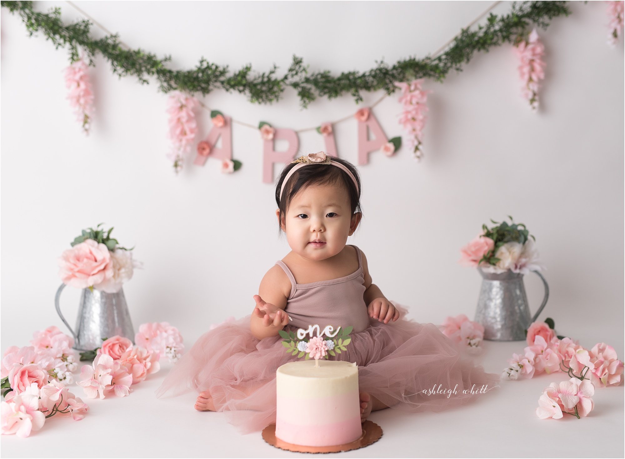 Amazon.com : DASHAN 5x3ft Polyester First Birthday Backdrop Cake Smash  Floral Rustic Flower Baby Girl 1st Birthday Backdrop House Interior First  Birthday Photography Background for Newborn YouTube Photo Prop : Electronics