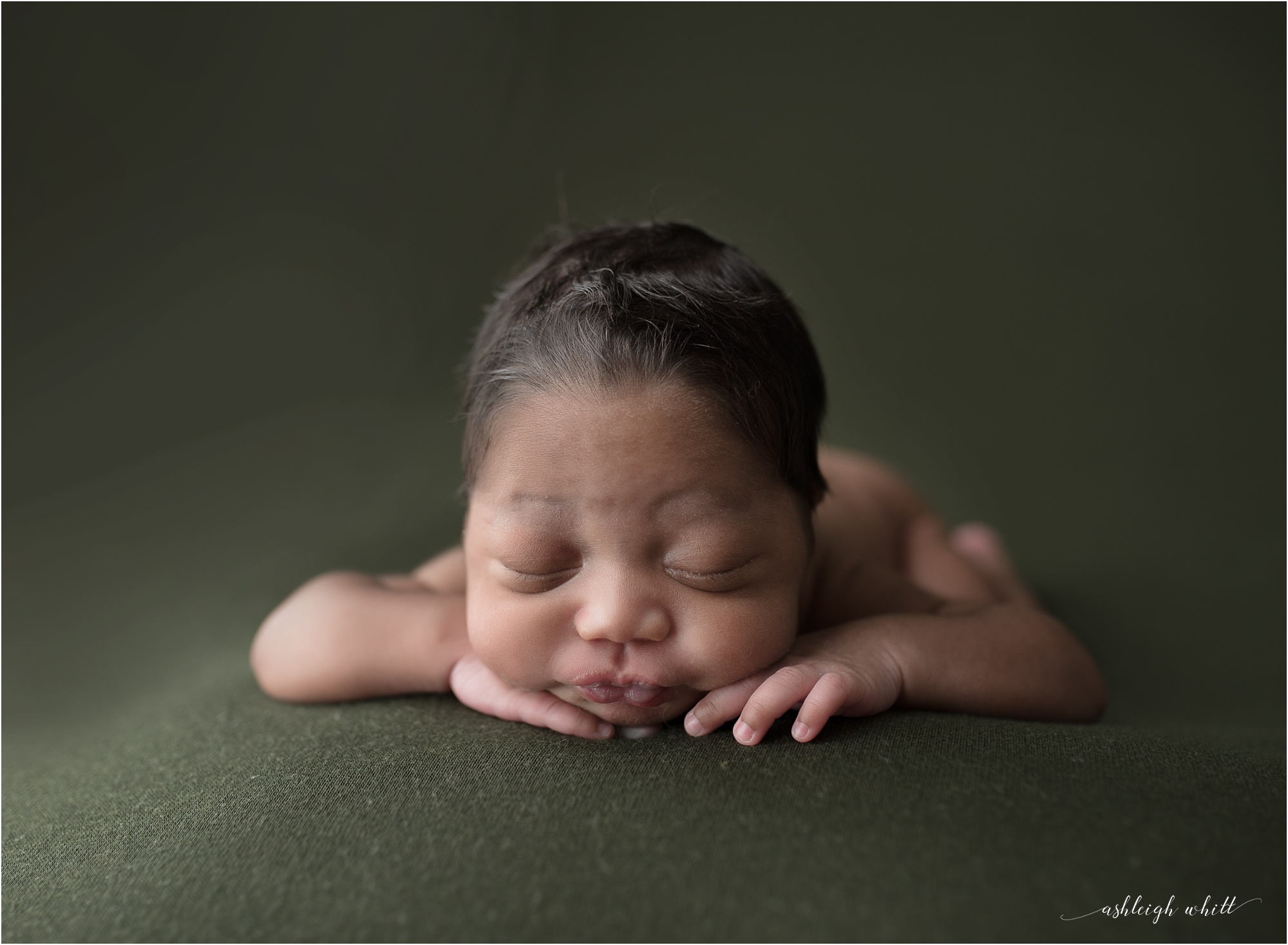 Cleveland Ohio Newborn Photography