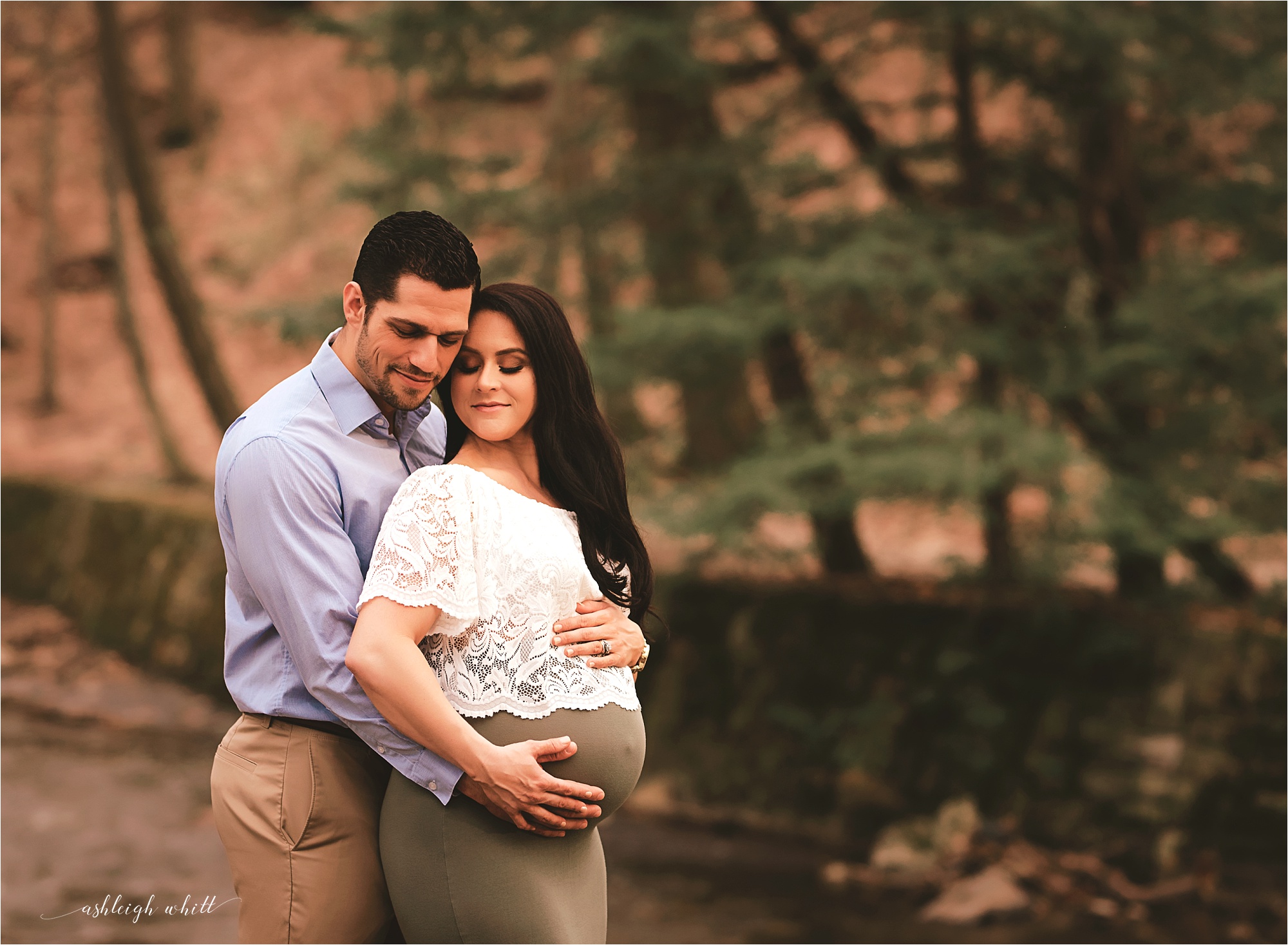 Cleveland Maternity Photographer