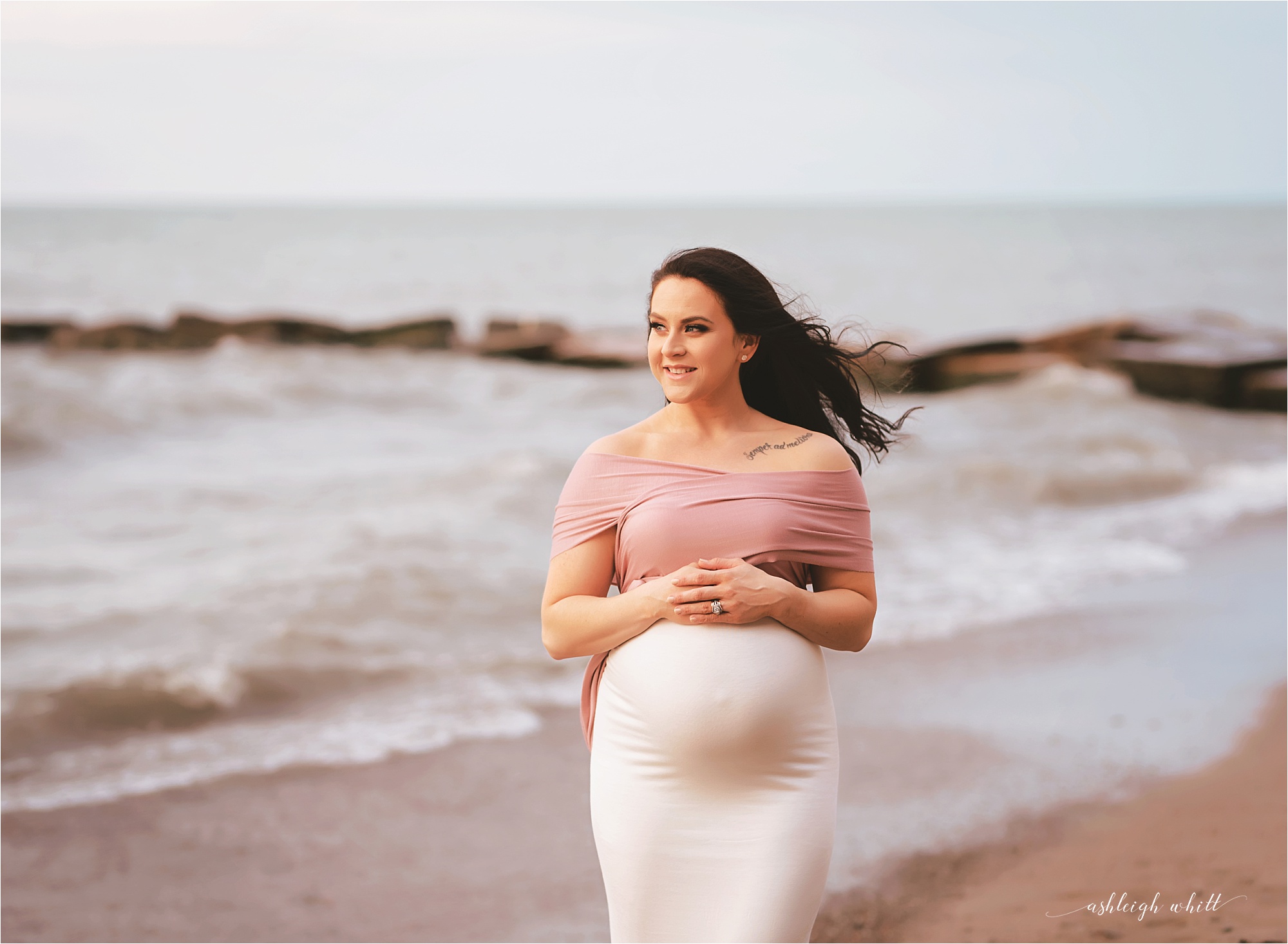 Cleveland Maternity Photographer