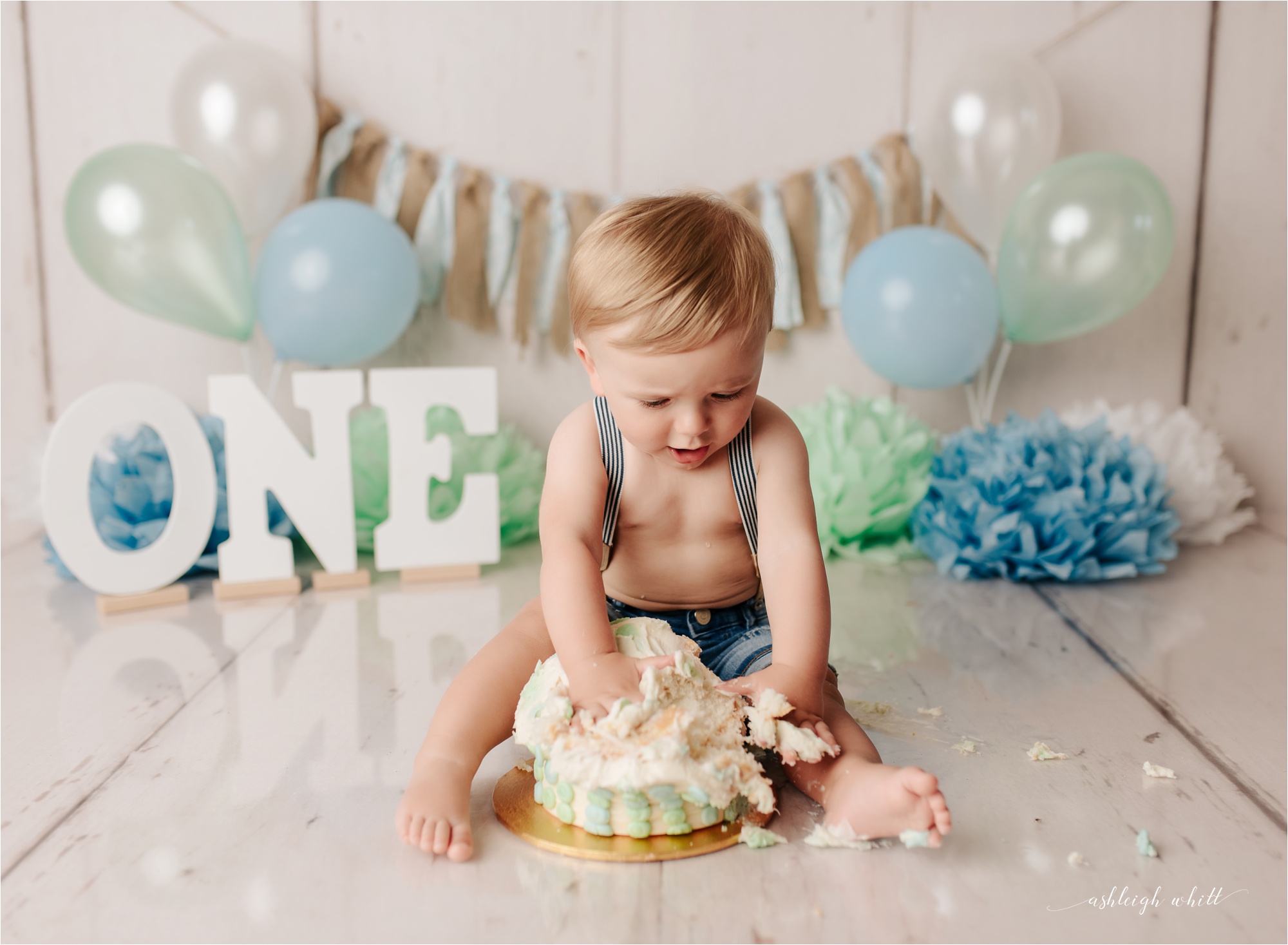 Cake Smash Photographer Avon Ohio