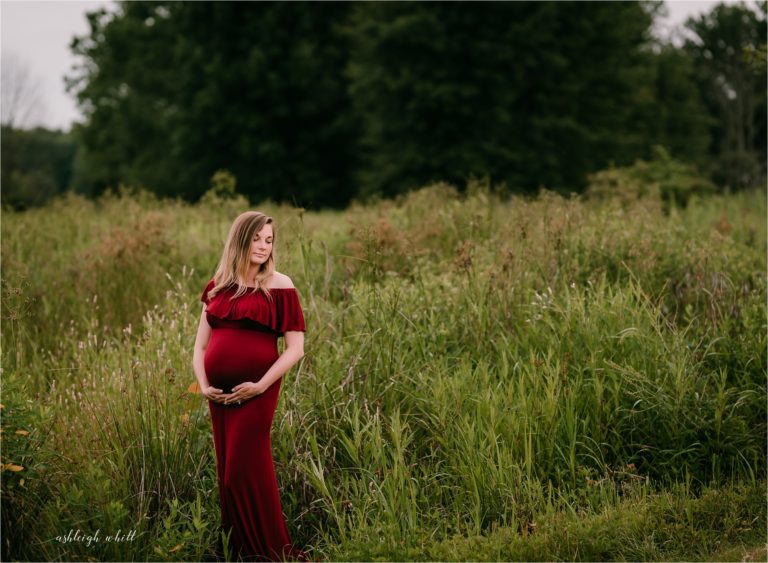 Best Cleveland Maternity Photographer