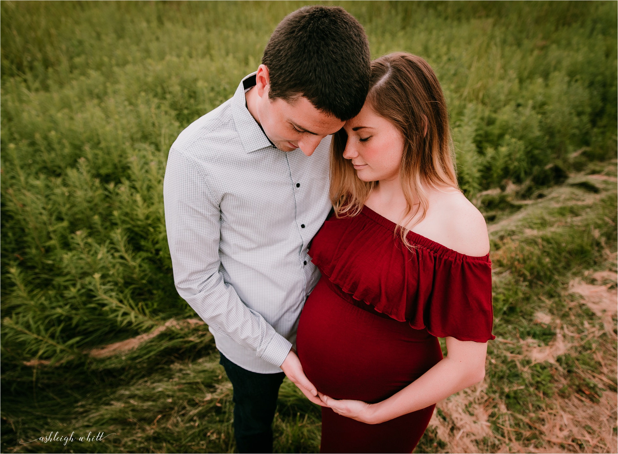 Best Cleveland Maternity Photographer