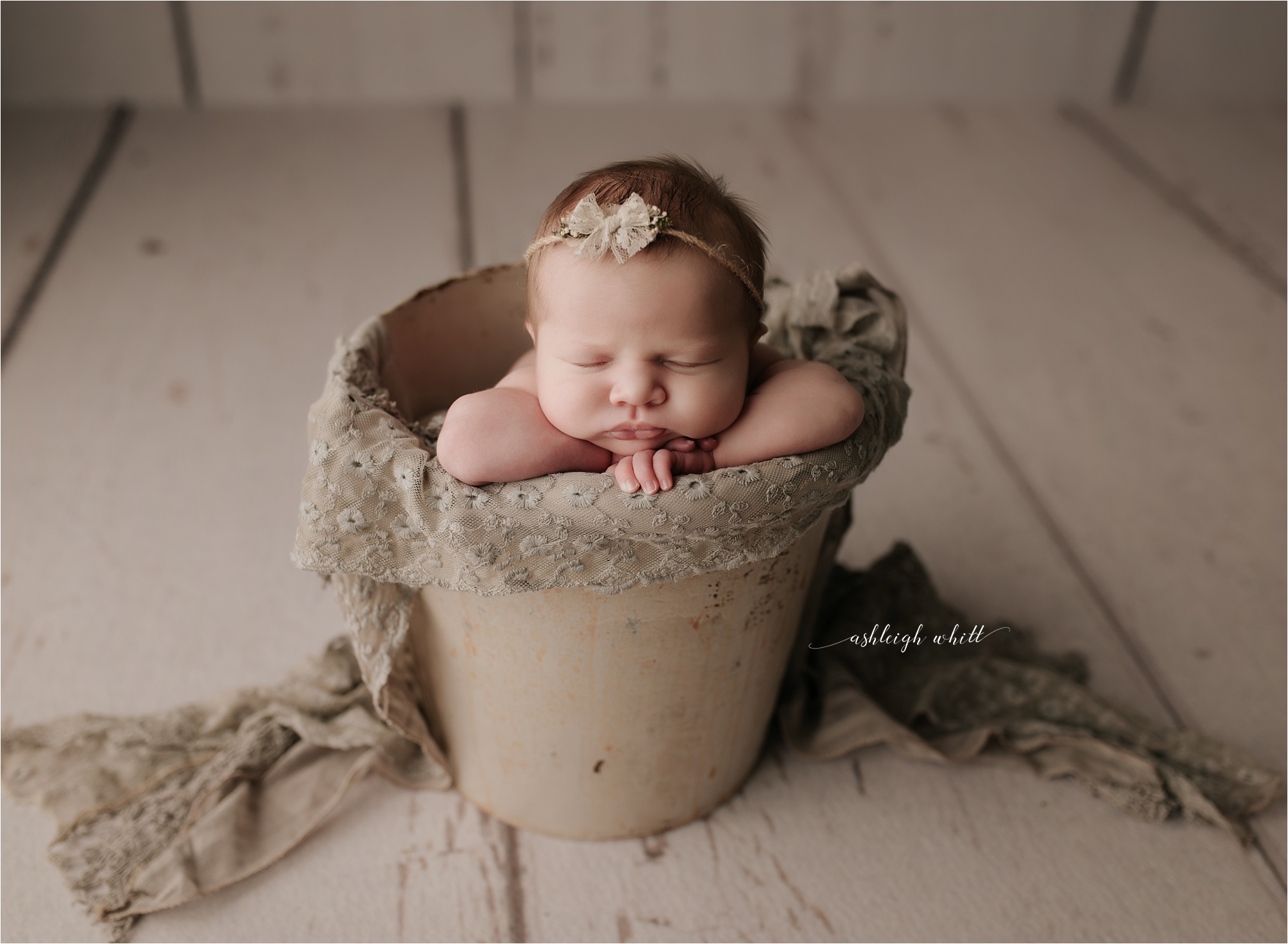 Cleveland Professional Newborn Photographer