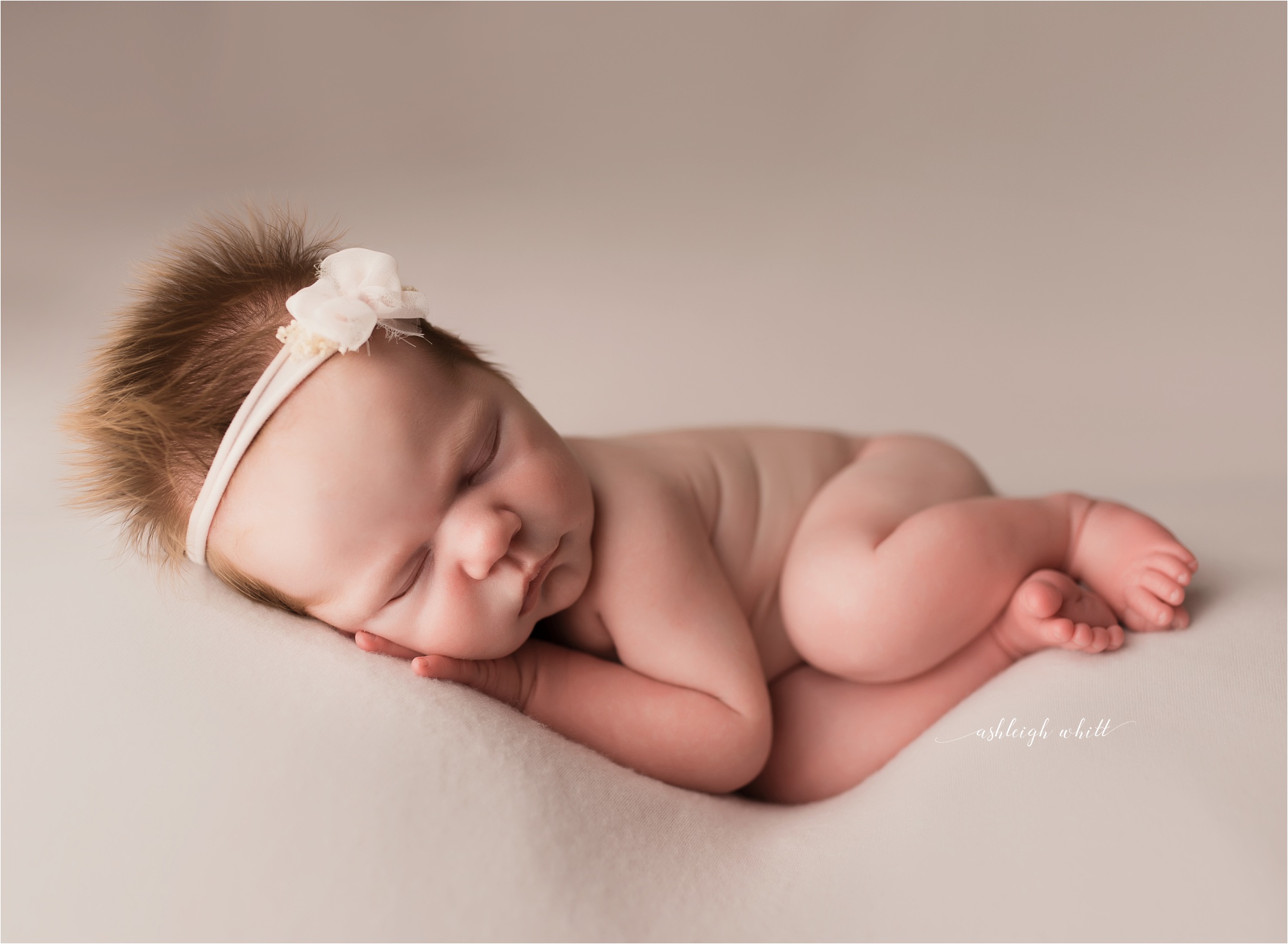 Best Newborn Photographers Cleveland