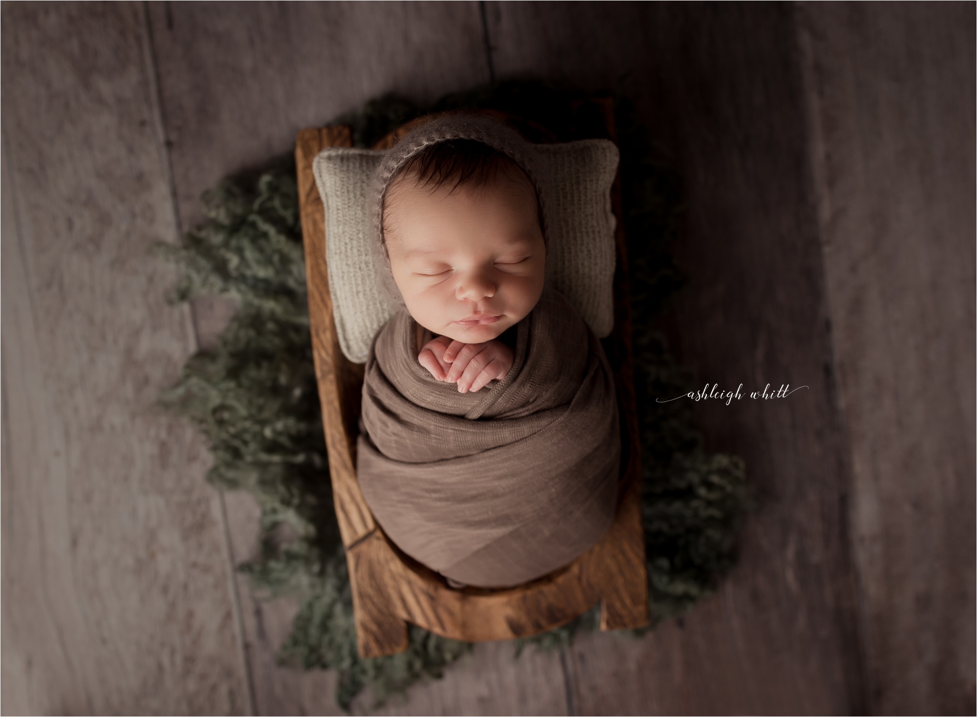 Newborn Photos Avon Ohio