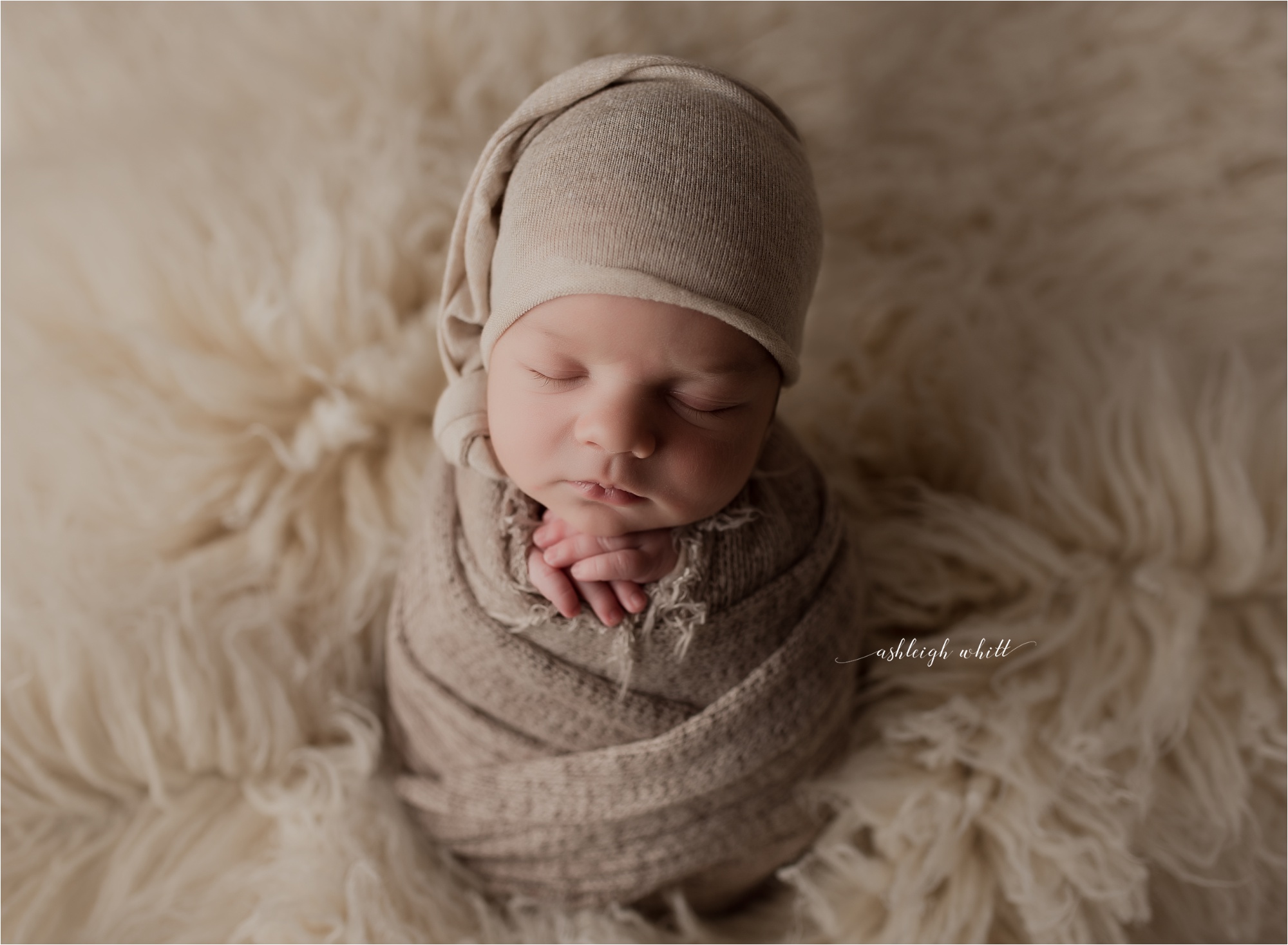 Newborn Photographer North Ridgeville