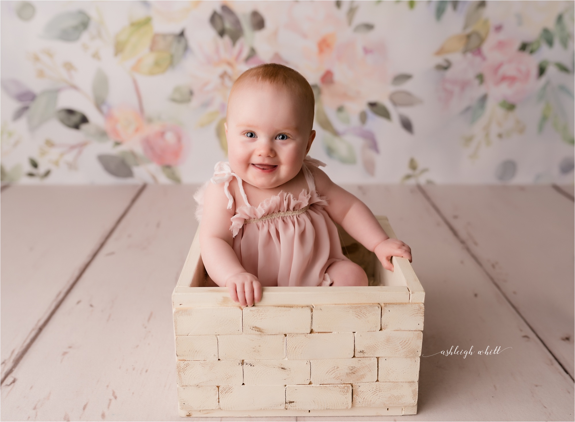 Cleveland Milestone Baby Photographer