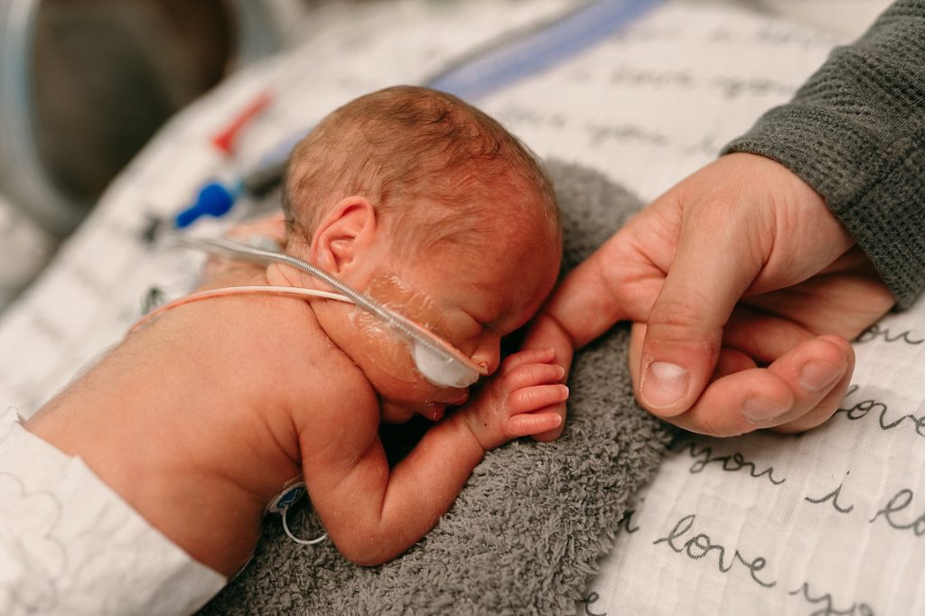 Cleveland Preemie Photographer