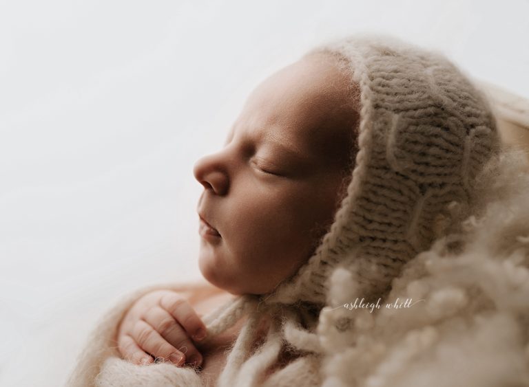 Avon Ohio Newborn Baby Photos