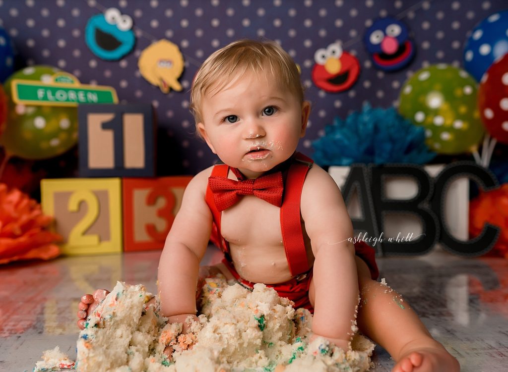 Avon Ohio Cake Smash Photography