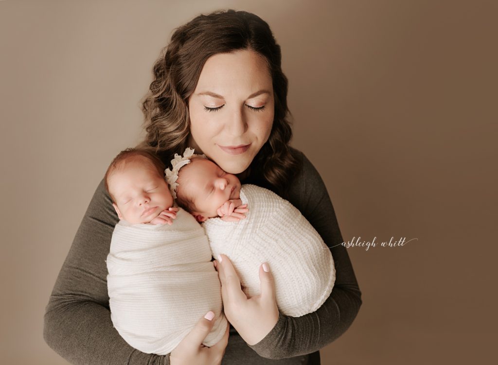 Cleveland Twin Newborn Photographers