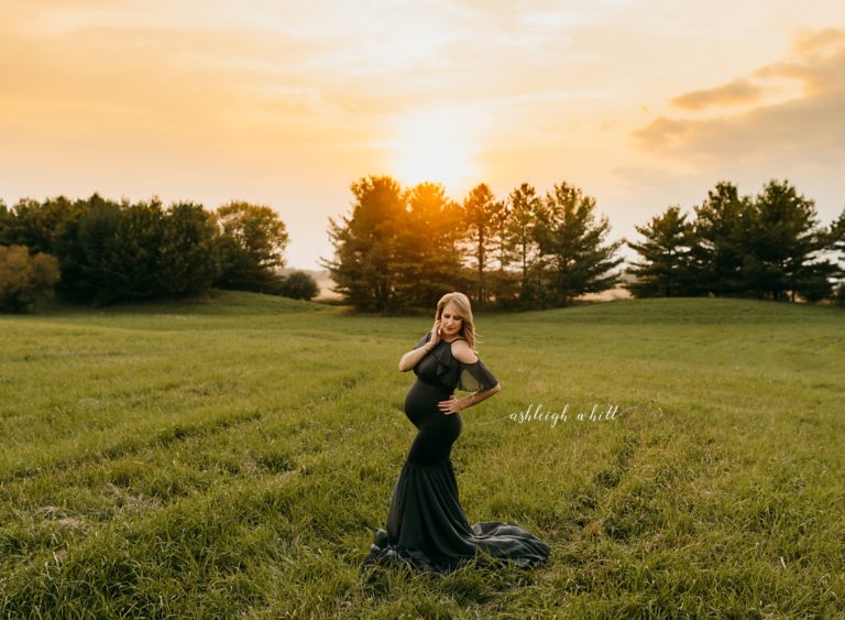 Akron Ohio Maternity Photographer