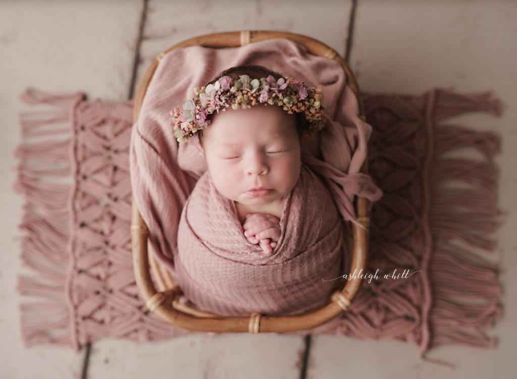 Strongsville Newborn Photography