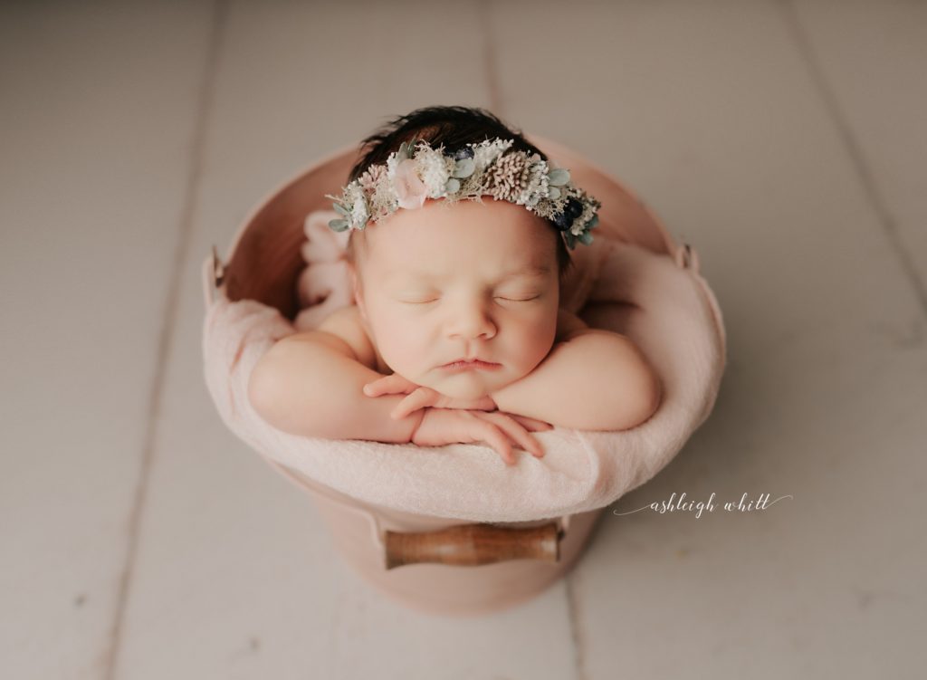 Newborn Photos Strongsville