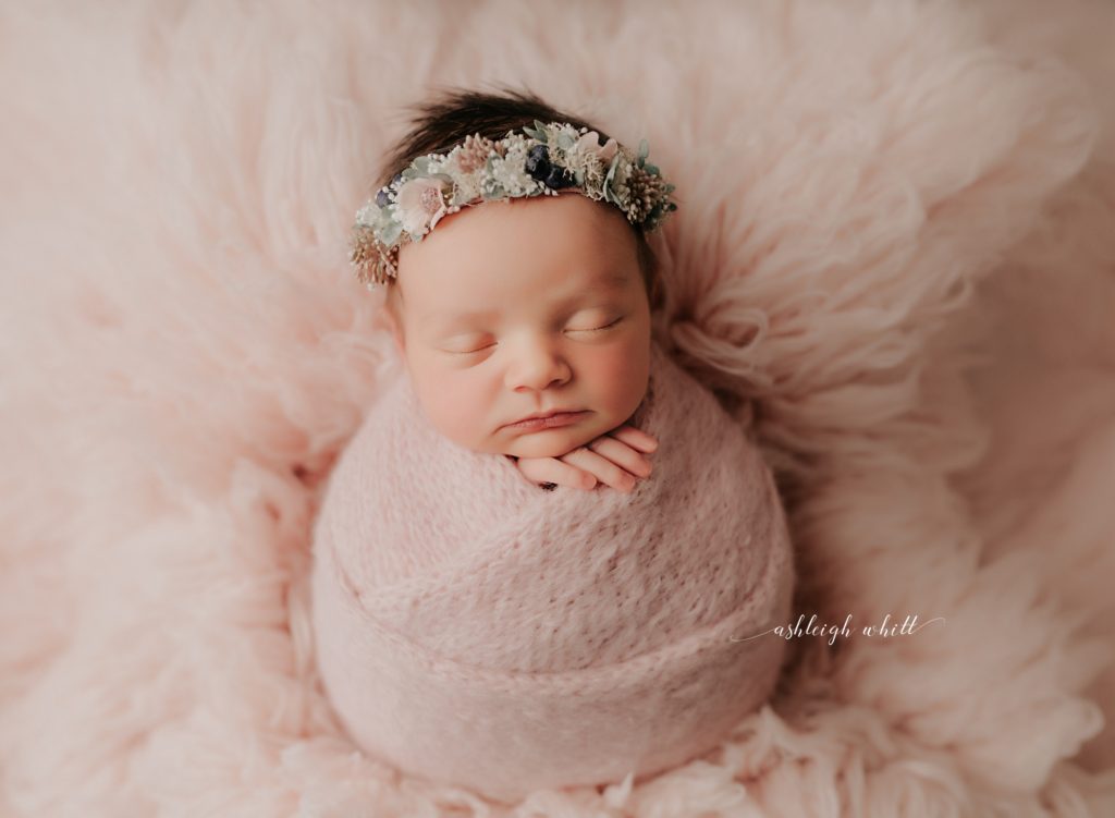 Newborn Photos Strongsville