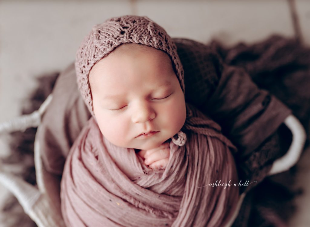 Newborn Photographer Twinsburg