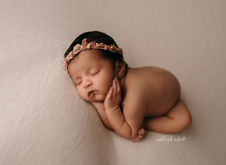 Ohio Newborn Photographers Cleveland